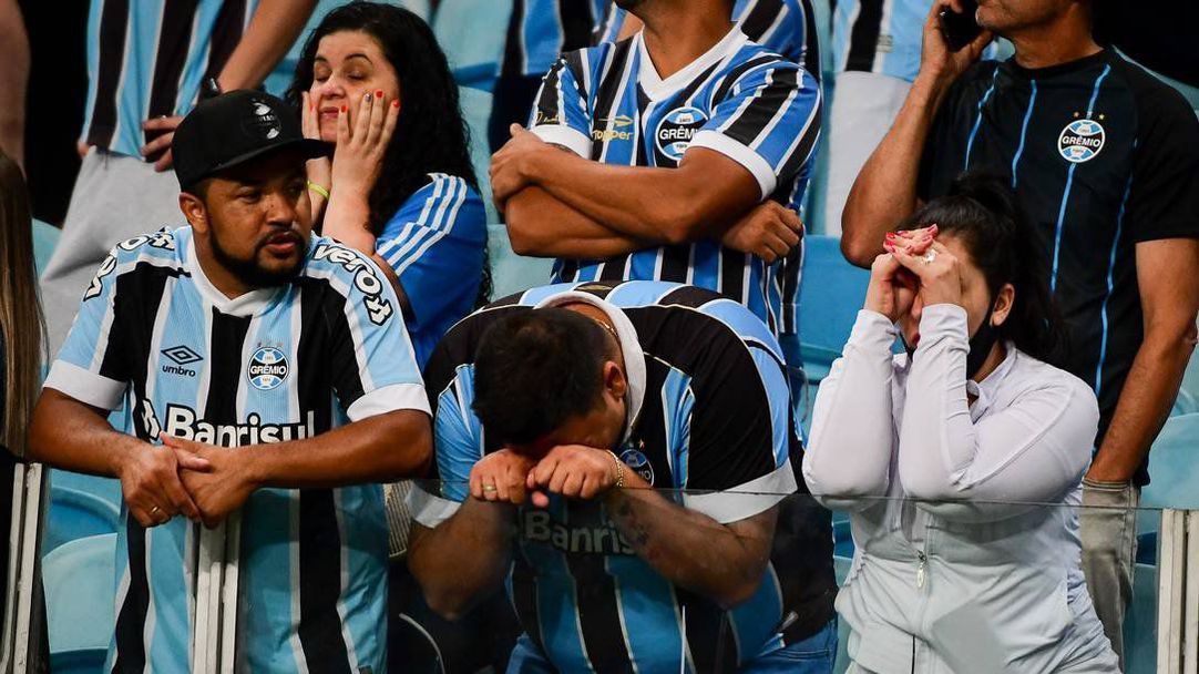 Гранд в Бразилия изпадна след спектакъл срещу шампиона