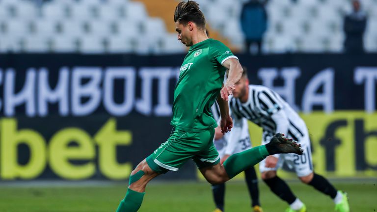  Бабунски продължава кариерата си в чужбина 