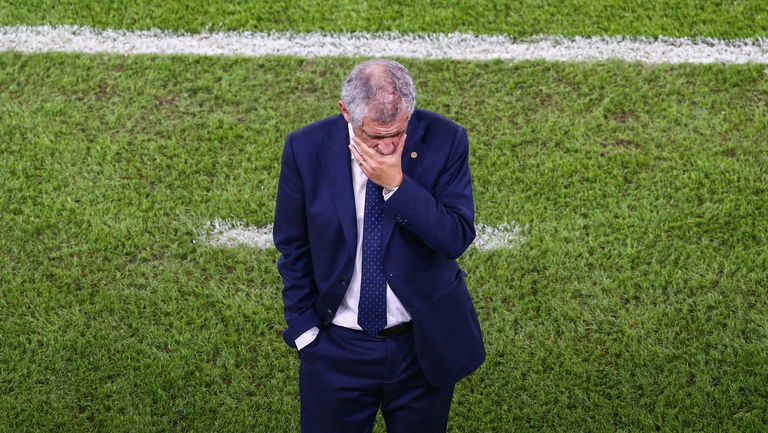 Селекционерът на Португалия Фернандо Сантош призна че неговият отбор трудно