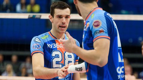 Аспарух Аспарухов със силен мач и 16 точки при драма на Кузбас срещу Зенит (Казан)