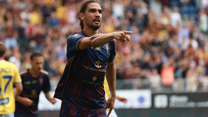 ЦСКА 1948 проявява интерес към защитника на Погон Шчечин Мариан