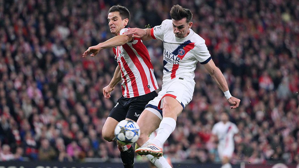 ПСЖ не успя да пробие страхотен Унай Симон, но си гарантира мястото в директните елиминации