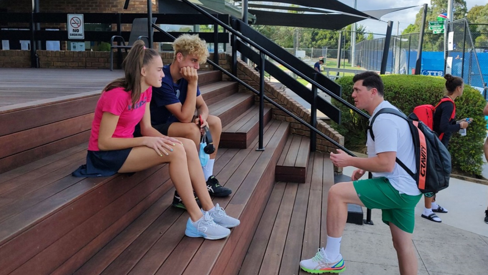 Динев и Глушкова пристигнаха в Австралия