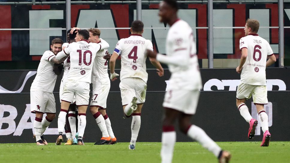 Десет от Торино шокираха Милан насред "Меаца" и го изхвърлиха от Купата