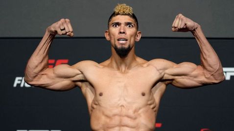 Джони Уокър отпада от UFC 311