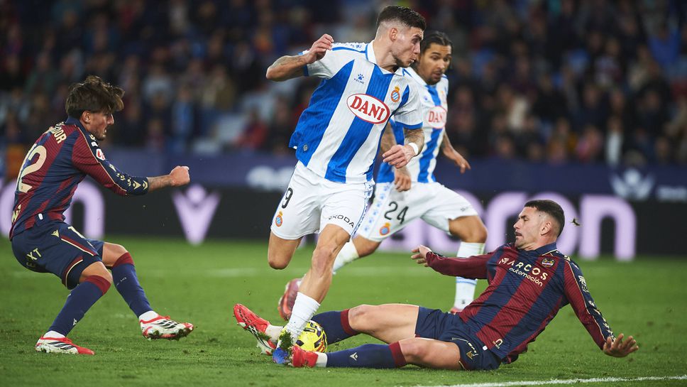 Леванте продължава да си връща надеждите за оцеляване въпреки че