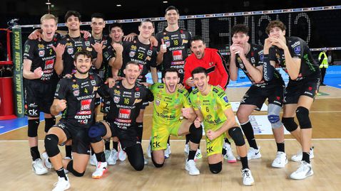 Супер Алекс Николов с 16 точки, Лубе се справи с Падуа на Борис Начев в Италия