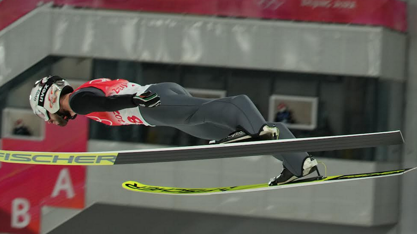 Владимир Зографски се класира и за финалите на голямата шанца в Пекин