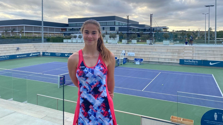 15 годишната Константинова победи във втория кръг Елена Бертея от Румъния