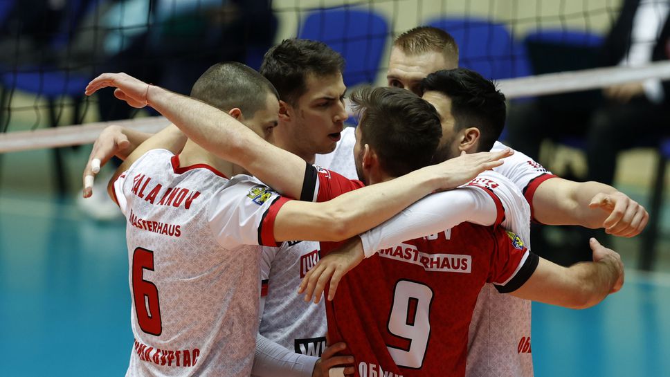 Нефтохимик без проблеми срещу Дунав в Русе 🏐