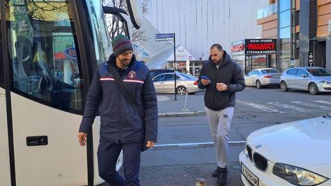  Волейболистите на Дея спорт (Бургас) потеглиха към Пазарджик 