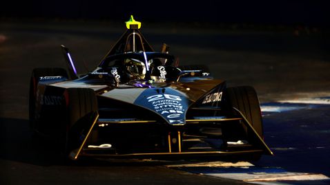 Желязна защита донесе първа победа на Верн във Формула Е от април 2021
