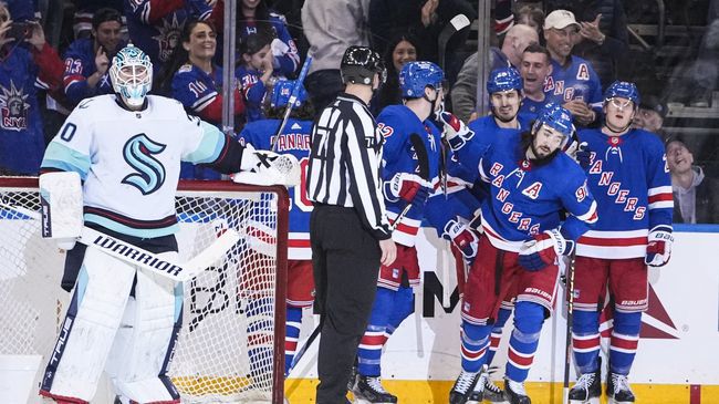 Рейнджърс вкара 6 гола срещу Сиатъл за четвърти пореден успех