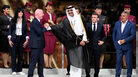 Емирът на Катар има план, с който да убеди УЕФА, че може да притежава едновременно ПСЖ и Ман Юнайтед