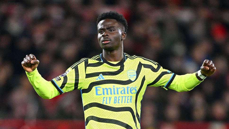 Букайо Сака откри от дузпа за Арсенал