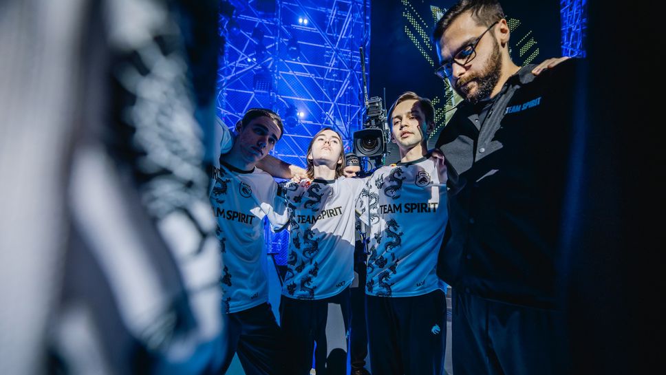 FaZe и Spirit ще спорят за трофея в Катовице