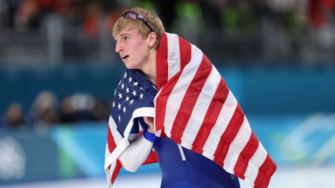 Американец спечели златото на 1000 метра бързо пързаляне с кънки с нов олимпийски рекорд