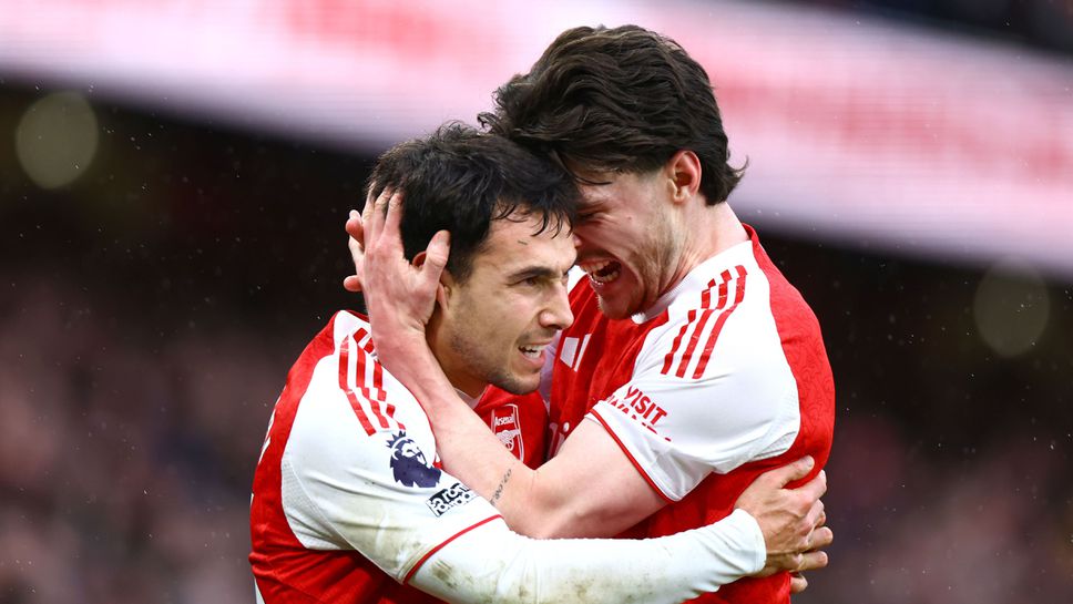 Арсенал иска да си върне преднината на върха