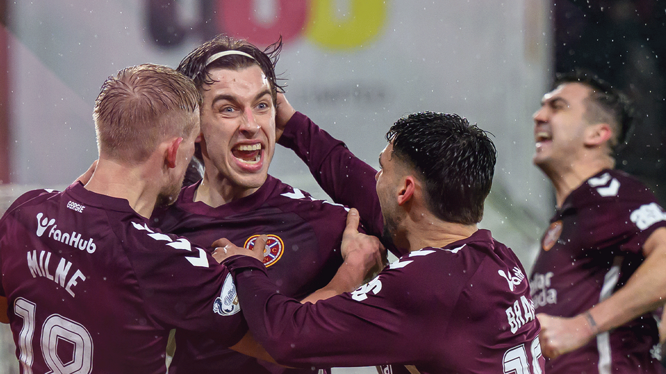 Лидерът в шотландското първенство Хартс увеличи аванса си на върха