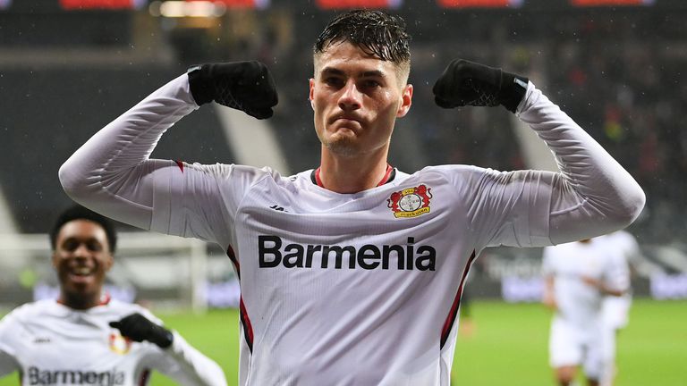  Барса с забавна опция при неуспех на договарянията за Холанд 