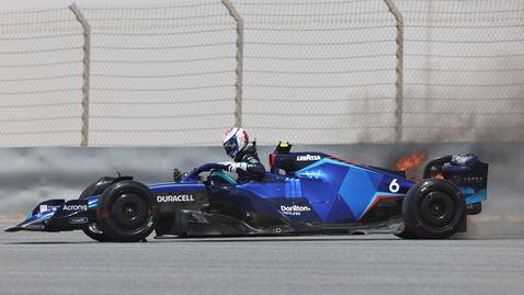 Пожарът на Латифи скъси тестовия ден за Уилямс в петък