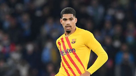  ПСЖ се включва в борбата за Араухо 