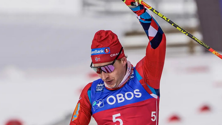 Норвежецът Симен Крюгер спечели масовия старт на 50 километра свободен