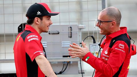  Уволнен ли е Давид Санчес? 