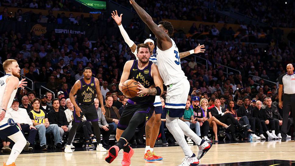 Победа за Лейкърс над Тимбъруулвс със супер Дончич