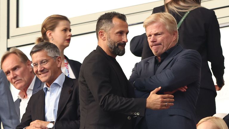 Съвсем реална е възможността нападателят Виктор Осимен да направи трансфер