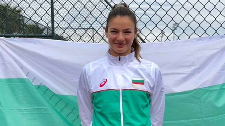 Лия Каратанчева отпадна във втория кръг на турнира по тенис