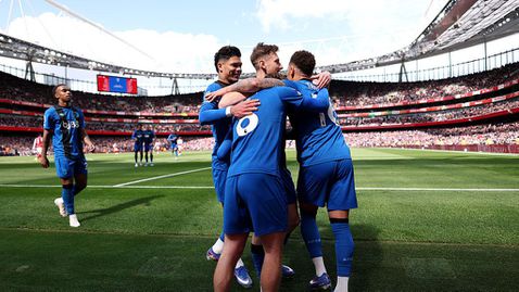 Борнемут пак матира Арсенал на "Емиратс" и върна интригата в битката за титлата