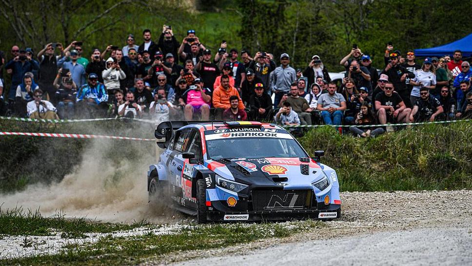 Бъдещето на Хюндай и Нювил в WRC остава неясно