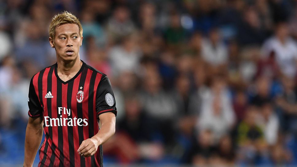 Бивша звезда на Милан ще гони титлата в Сингапур