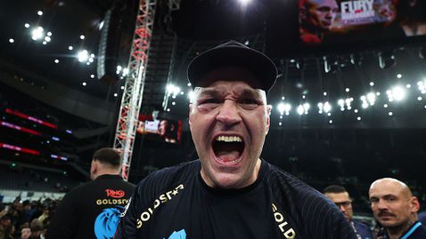 Тайсън Фюри показа класа и се върна към победите