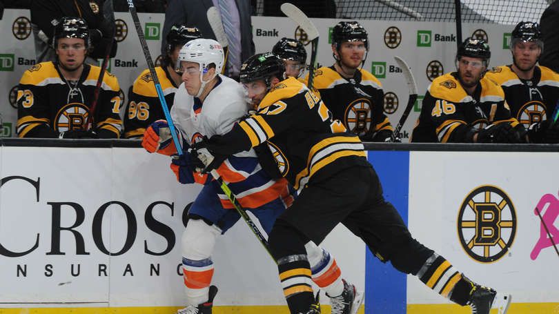 Бостън надви Ню Йорк Айлендърс след продължение в НХЛ