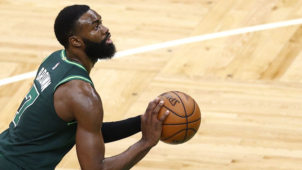Край на сезона за звезда на Бостън Селтикс
