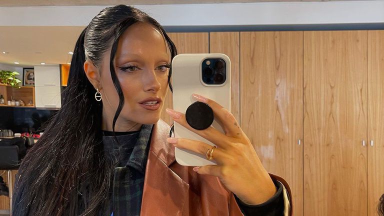  Гаджето на Дибала се оплака от липса на секс 