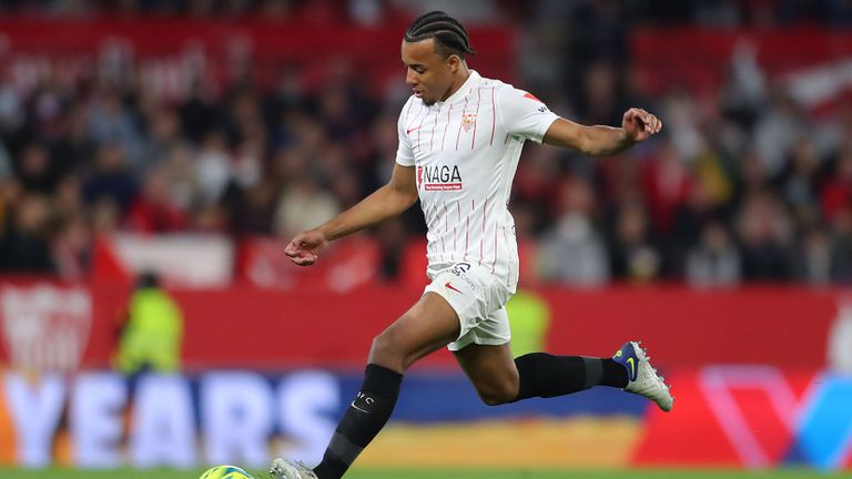  Барселона се насочва към Жул Кунде 