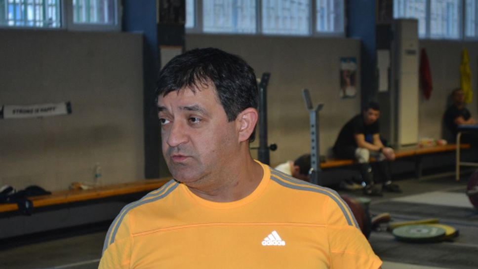 България с 12 млади щангисти на Европейското в Албания