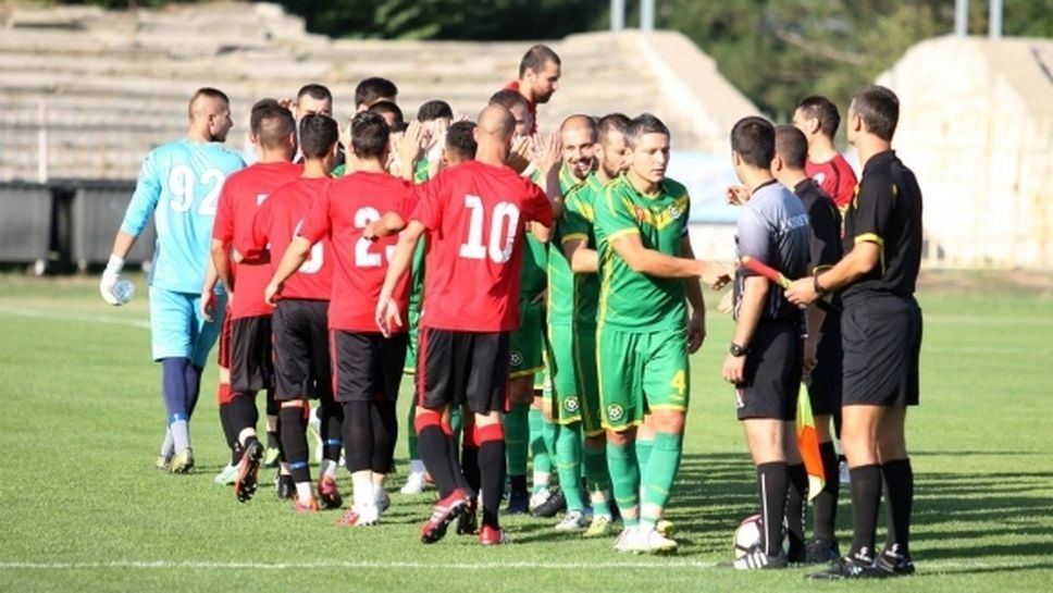Добруджа, Хитрино и Суворово ще спорят за място в следващата фаза на Купата за Аматьорската лига