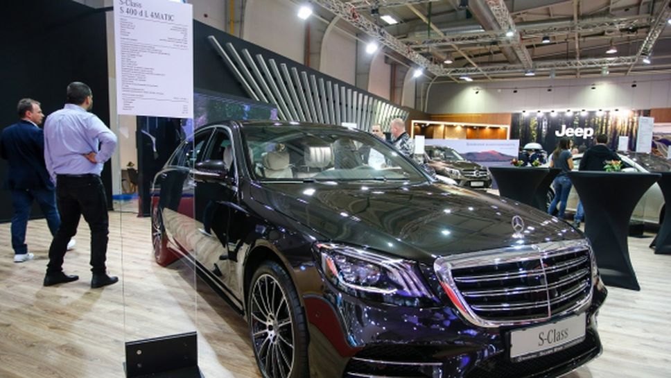 Mercedes показва един от най-скъпите автомобили на автосалона в София