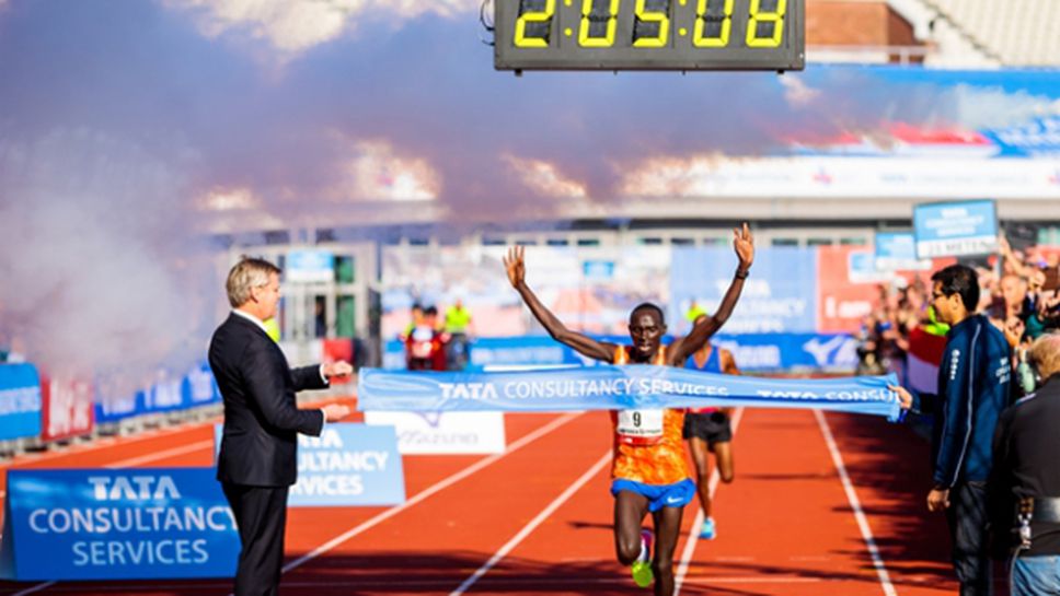 Чероно спечели маратона на Амстердам с рекорд на трасето