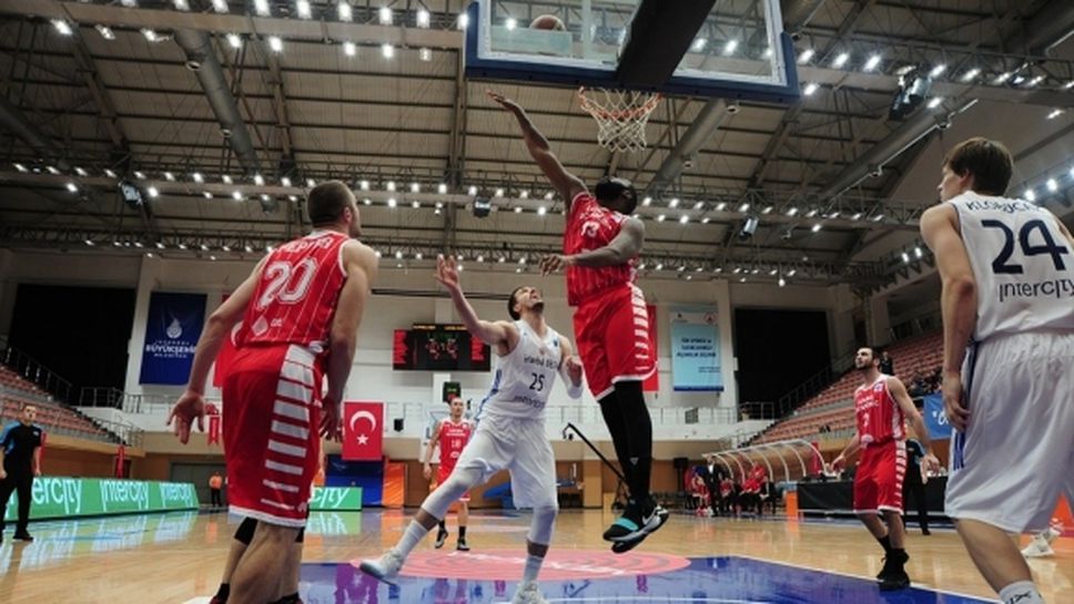 Лукойл Академик потъна край Босфора (галерия)