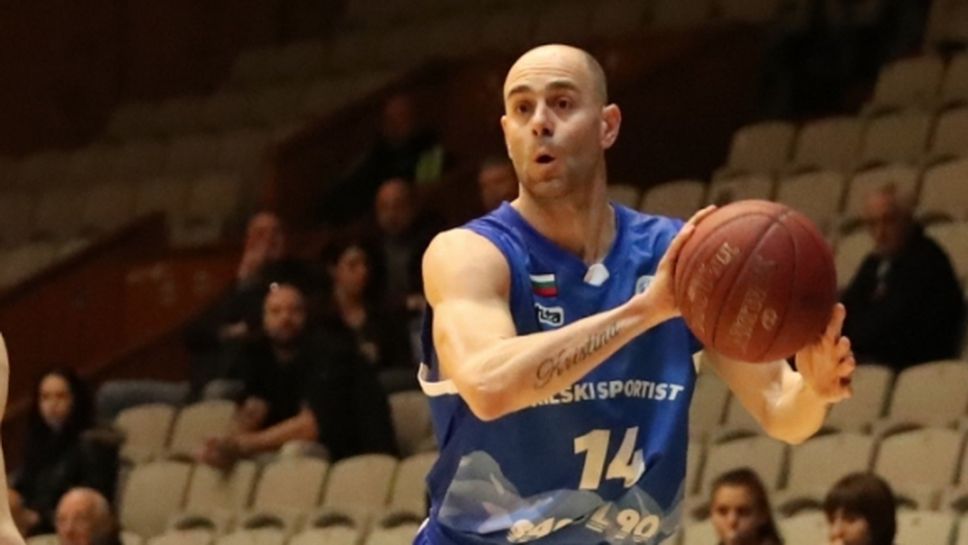 Рилски не остави шанс на Спартак