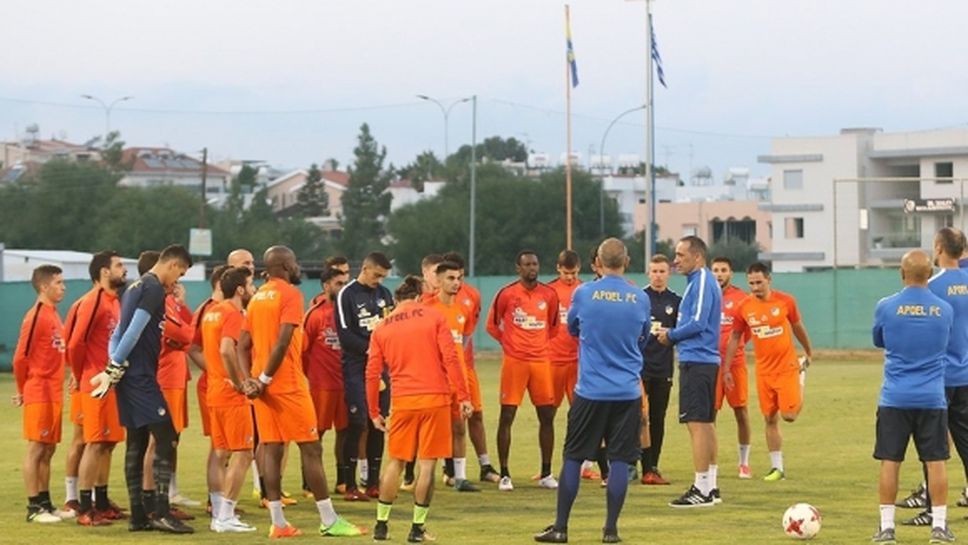 Треньорът на Живко Миланов подаде оставка, но шефовете я отхвърлиха