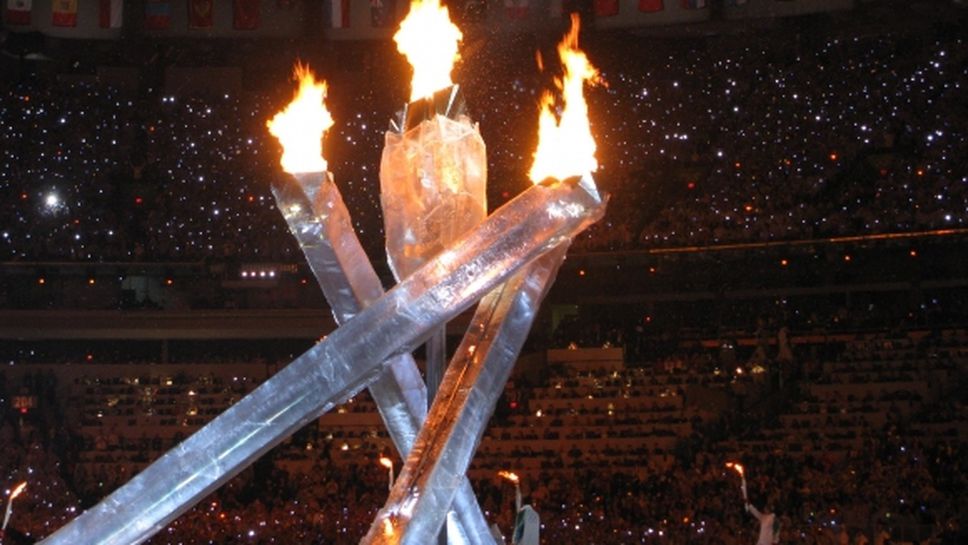 Организаторите на Игрите в Пьончан получиха олимпийския огън