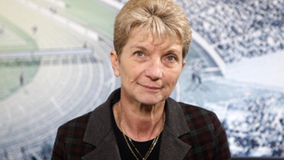 Министър Даниела Дашева в "От дузпа в тъч"