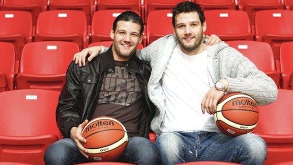 Силни изяви за Деян и Калоян Иванови в турското първенство