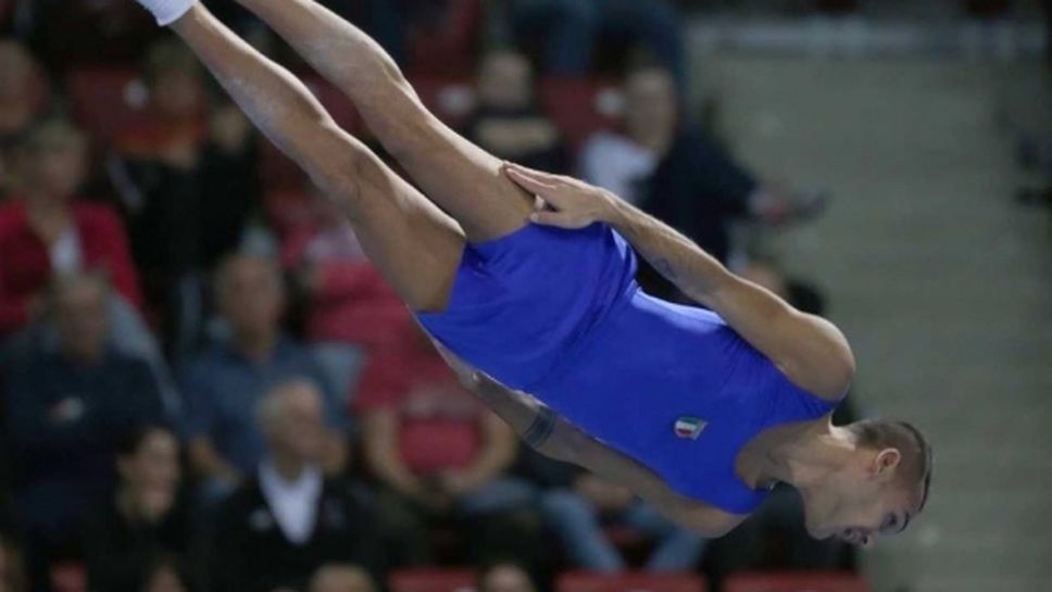 Три титли за Китай от първите четири финала на световното по скокове на батут в София